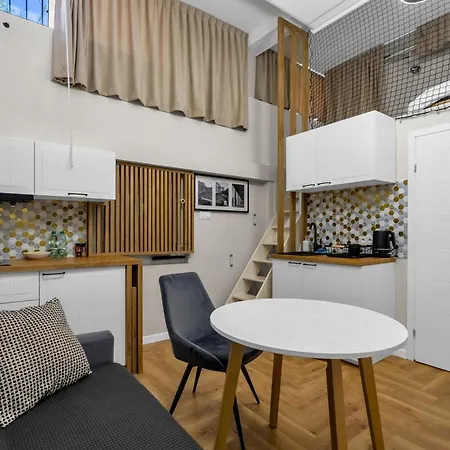 Humblebee Nest Muranow Warsaw Exterior photo
