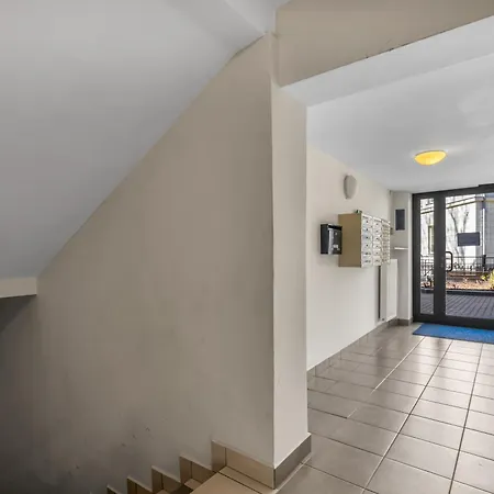 Humblebee Nest Muranow Warsaw Exterior photo