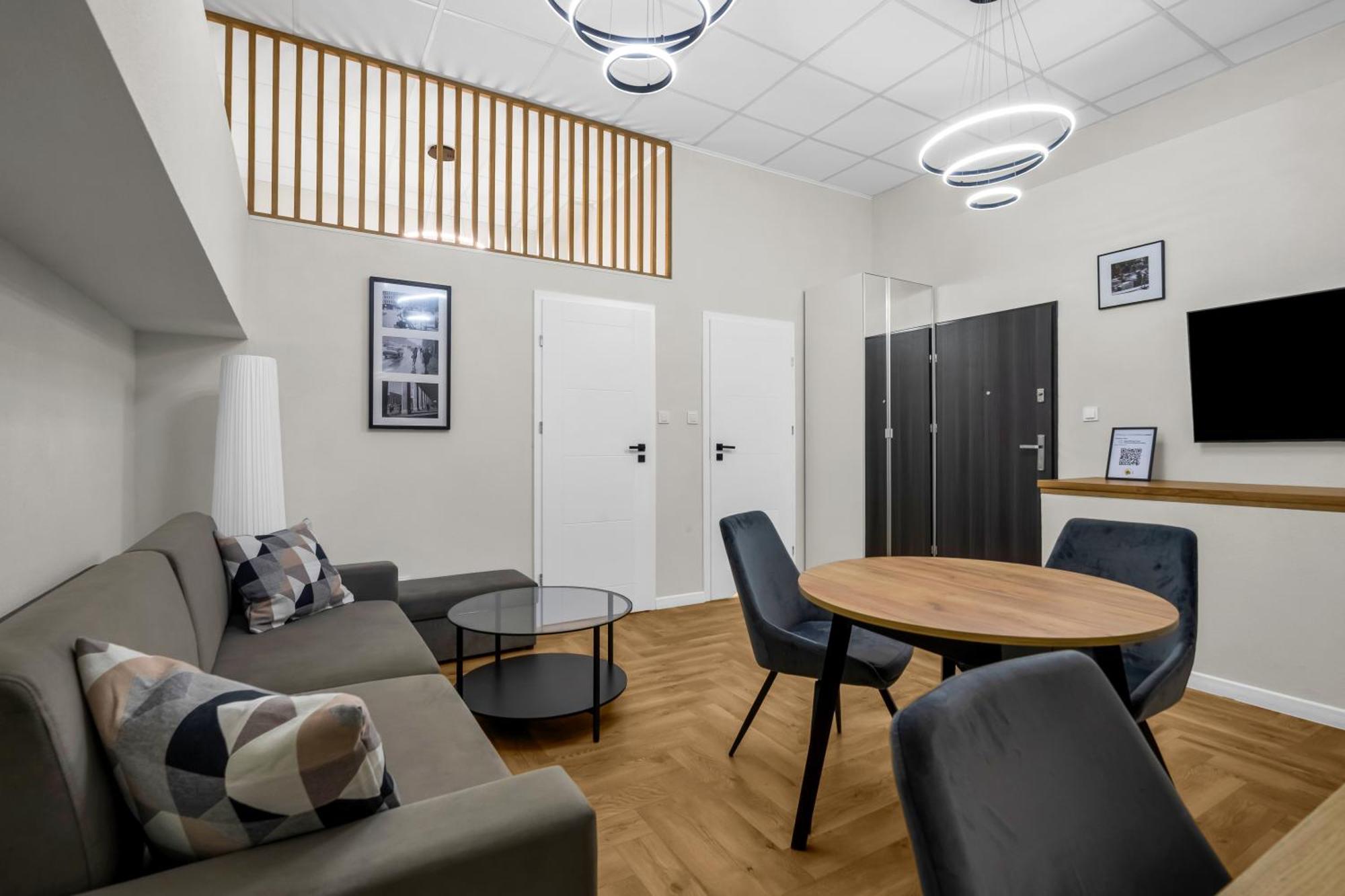 Humblebee Nest Muranow Apartment Warschau