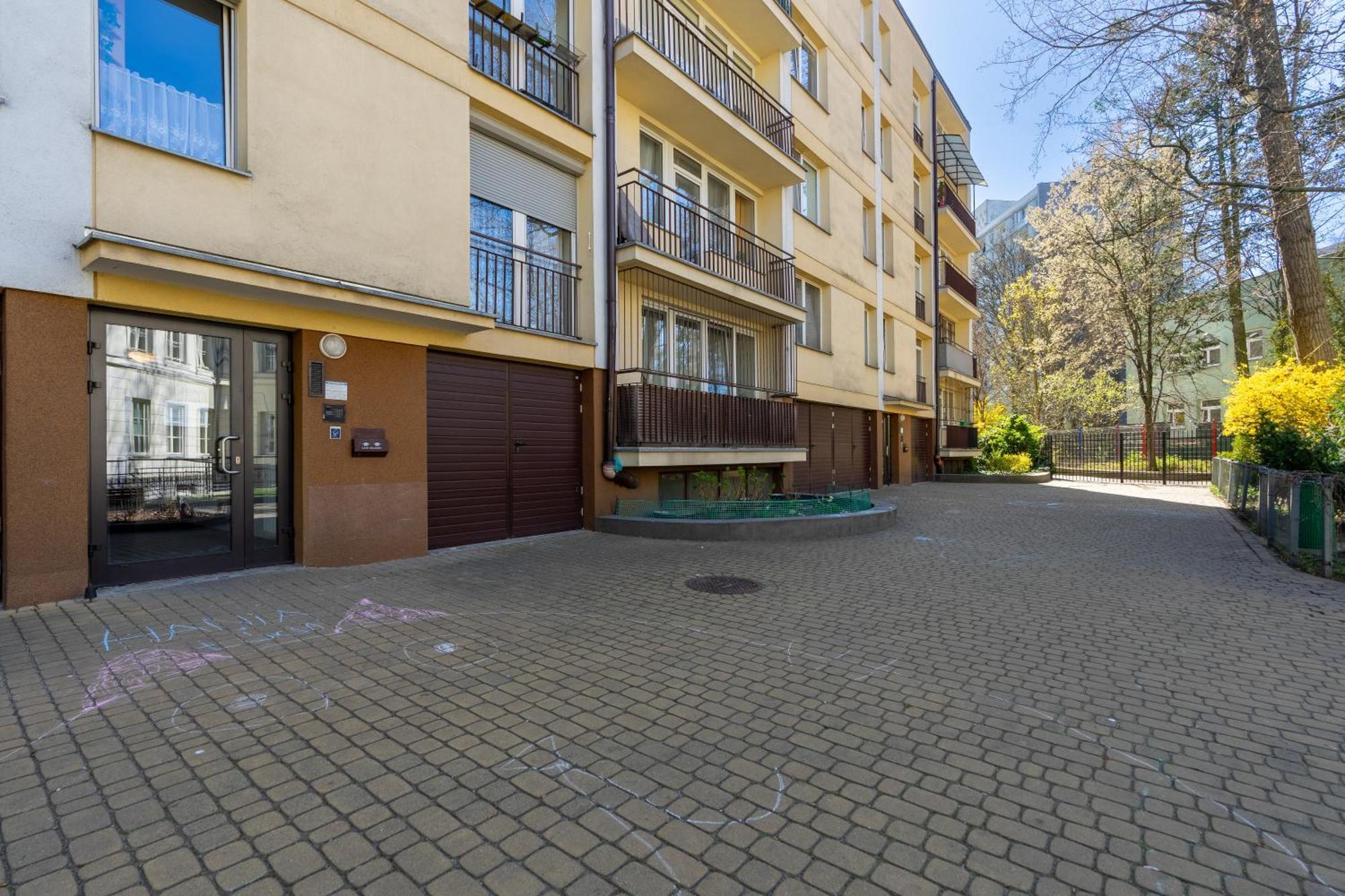 Humblebee Nest Muranow Apartment Warschau